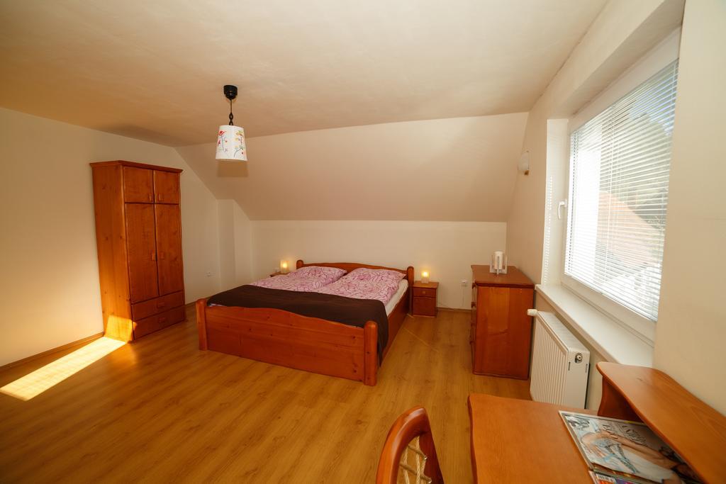 Apartmanovy Dom River Blatnica Ngoại thất bức ảnh